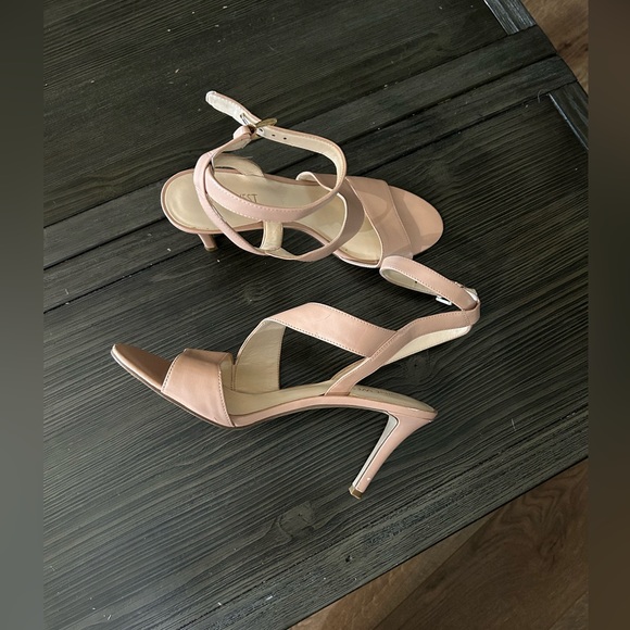 Nine West ankle wrap heels. 9M - Picture 1 of 5